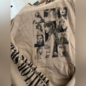 Taylor Swift Eras tour merch! Worn twice. Great condition